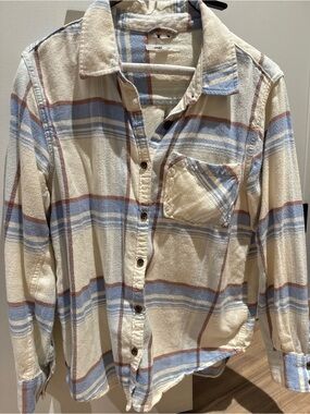 O’Neill Women’s Flannel Cream Buttonup shirt